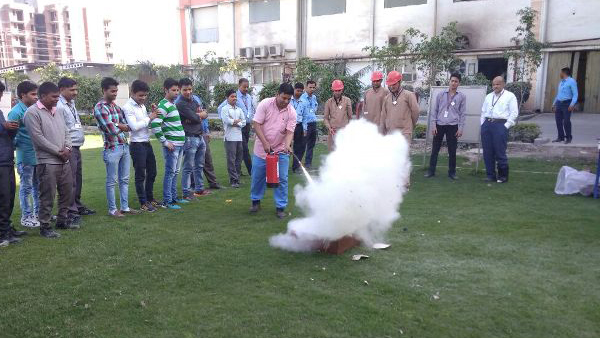 best management collage in dehradun
